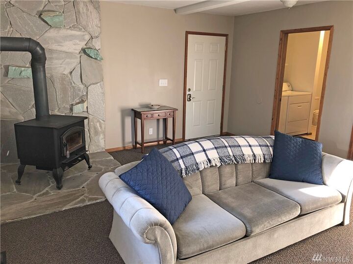 Property Photo:  431 Flair Valley Ct  WA 98266 