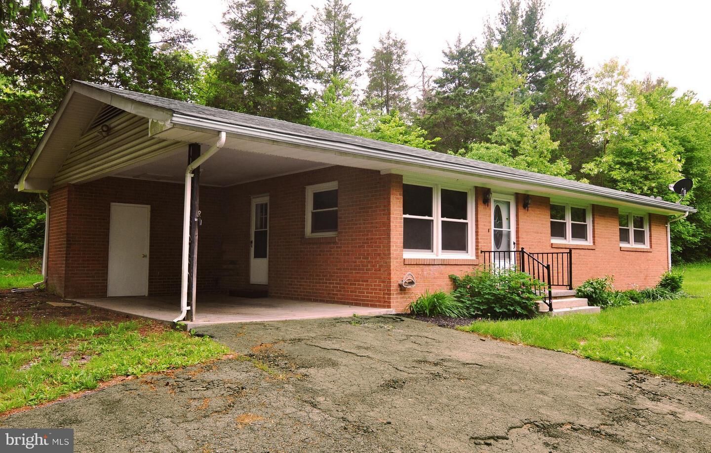 Property Photo: 531 Delray Road WV 26704