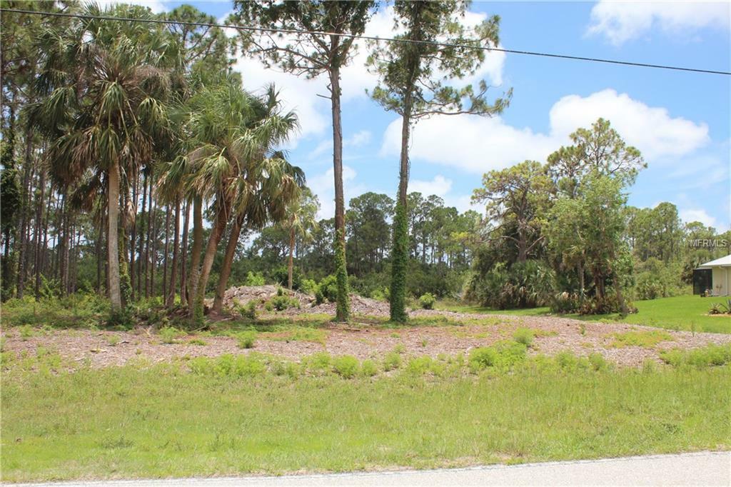 Property Photo:  1131 Boundary Boulevard  FL 33947 