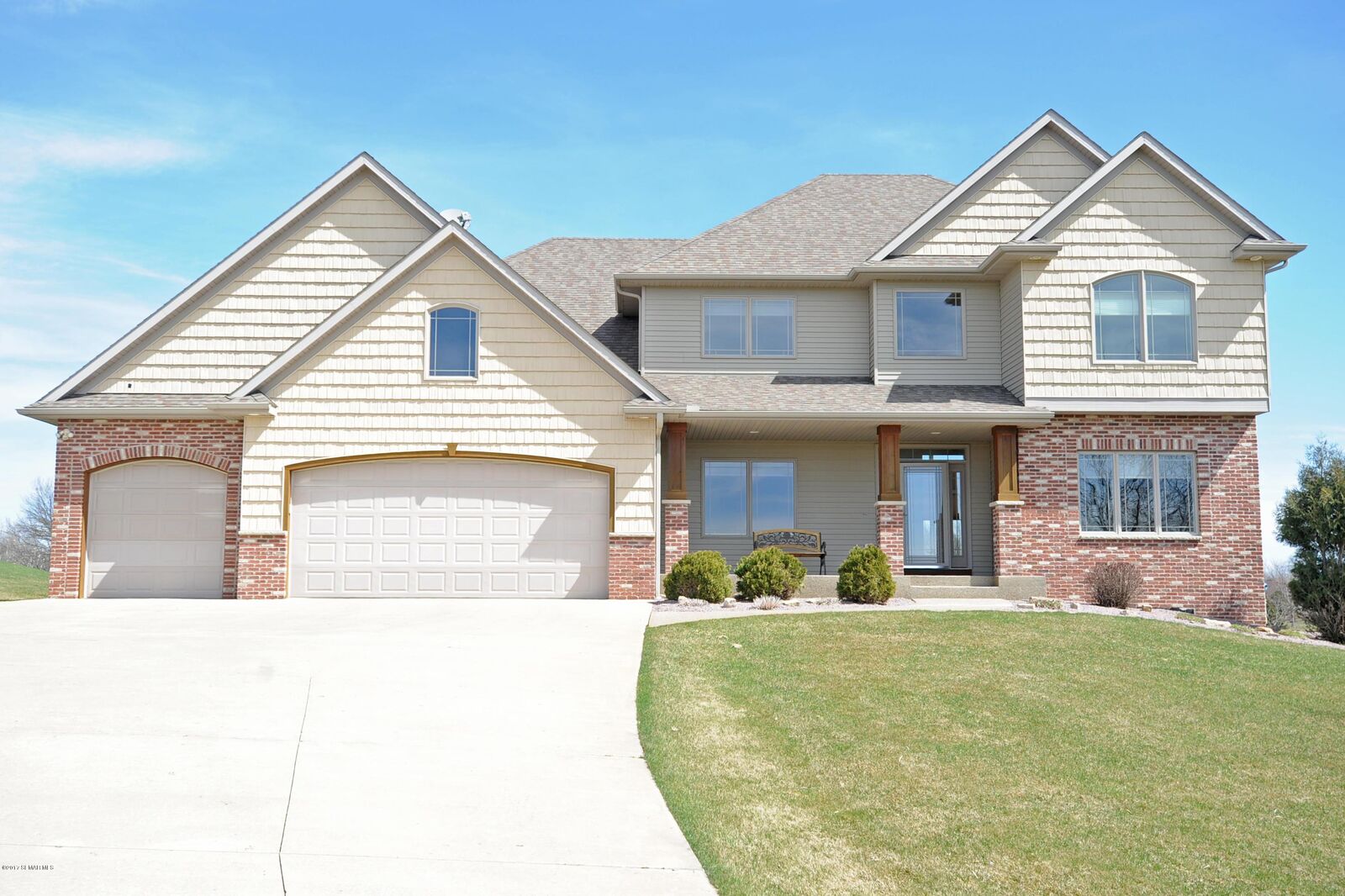 Property Photo: 5221 Heritage Lane SW MN 55902