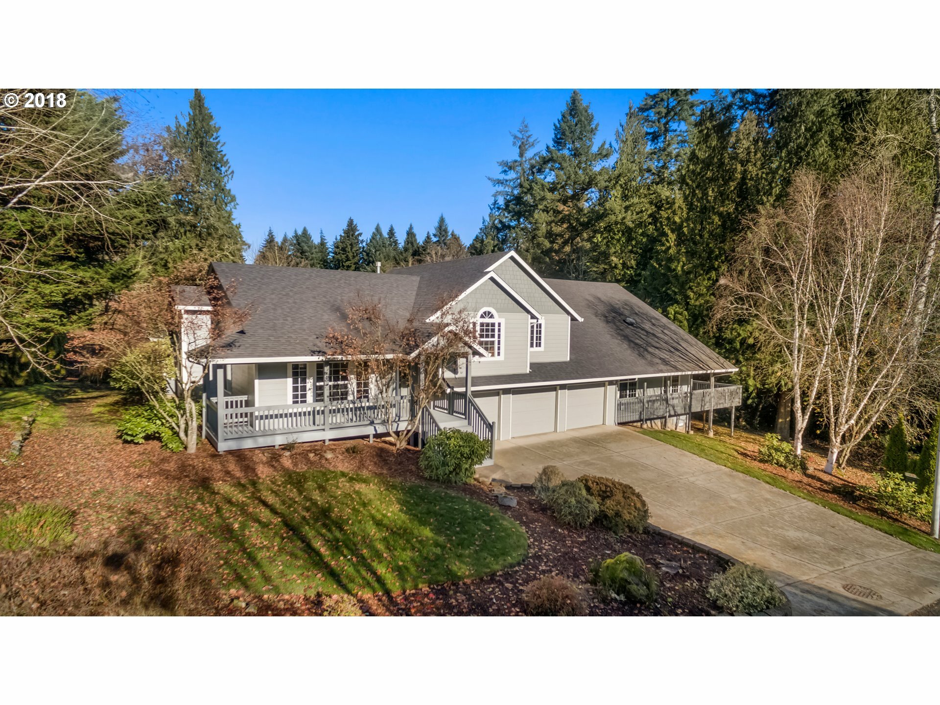 Property Photo:  2062 S 26th Ave  WA 98642 