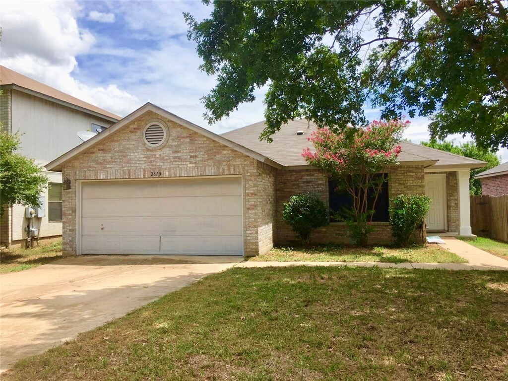 Property Photo:  2610 Byfield Drive  TX 78613 