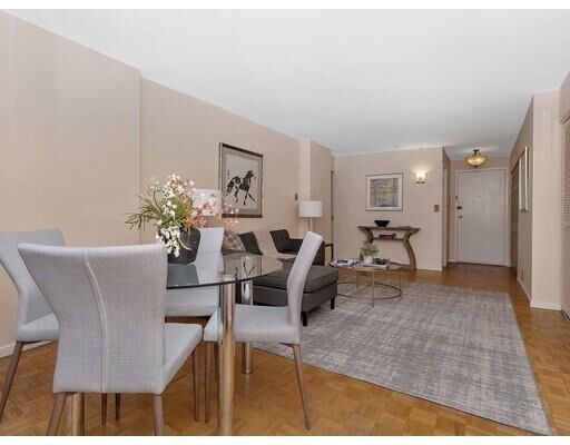 Property Photo:  19 Winchester St 208  MA 02446