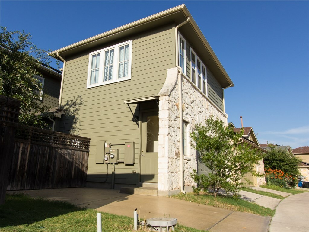 Property Photo:  2005 Antone Street B  TX 78723 