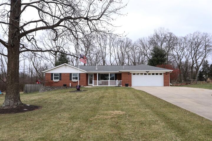 9508 Crestfield Drive  West Chester OH 45069 photo