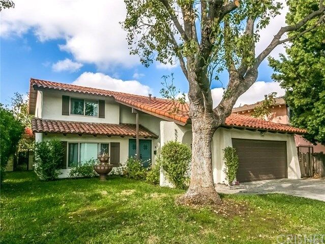 5521 Bellaire Avenue  Valley Village CA 91607 photo