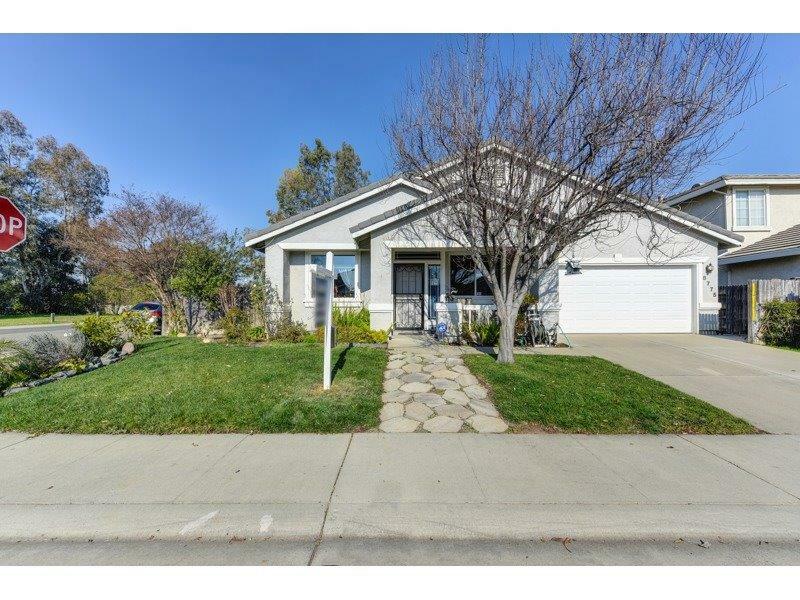 Property Photo:  8775 Boysenberry Way  CA 95624 