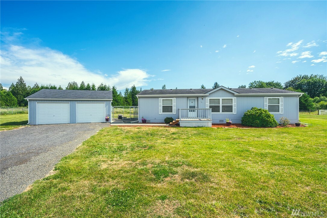 Property Photo:  104 Austens Lane  WA 98570 