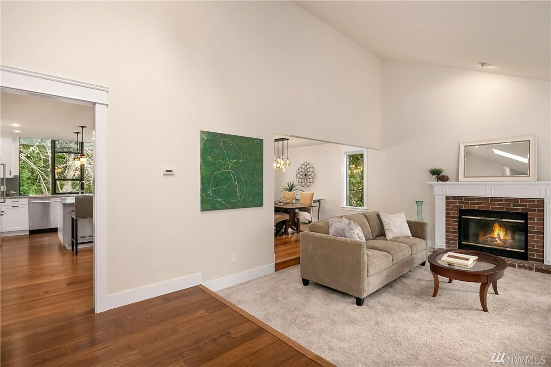 Property Photo:  13906 177th Place NE  WA 98052 