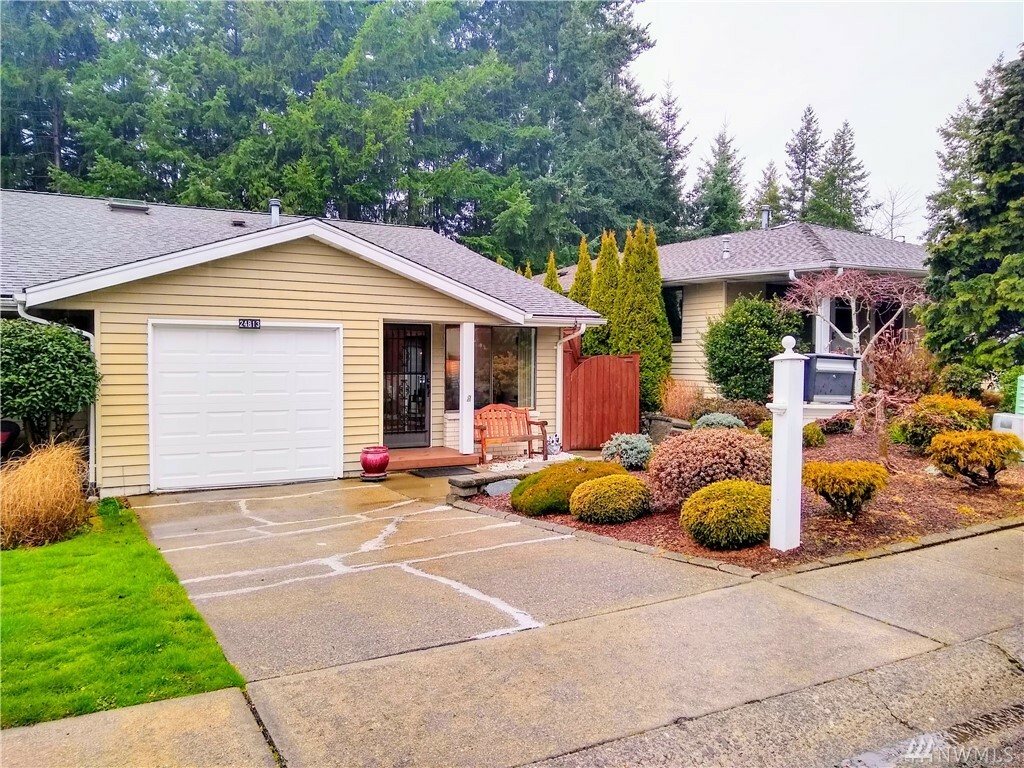 Property Photo:  24813 12th Ave S  WA 98198 