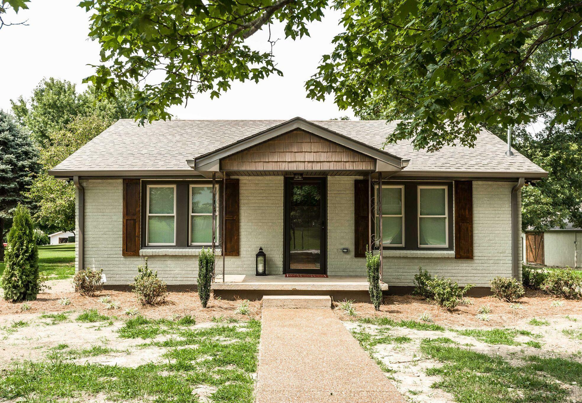 Property Photo:  1862 Union Hill Rd  TN 37072 