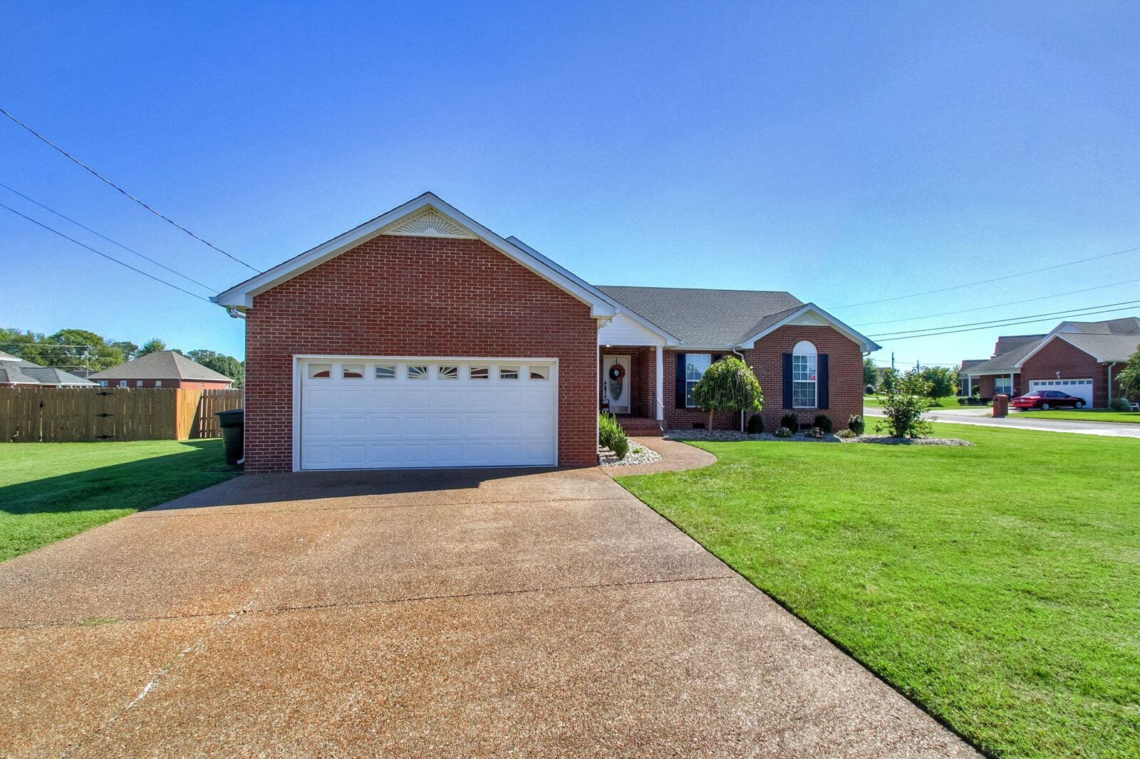 Property Photo:  1040 Savannah Ave  TN 37066 
