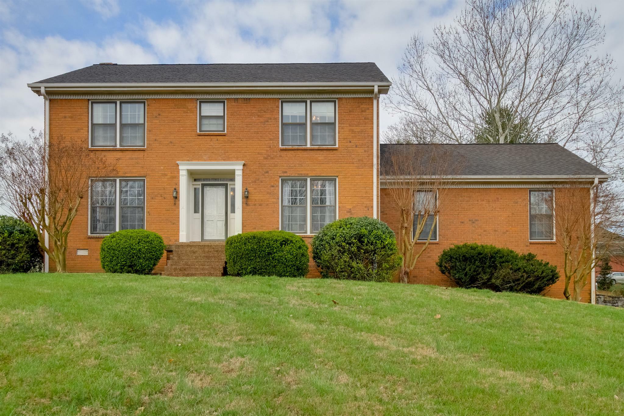 Property Photo: 626 Cumberland Hills Dr TN 37075