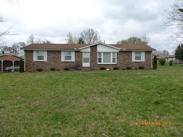 Property Photo: 253 Pine Mountain Rd TN 37042