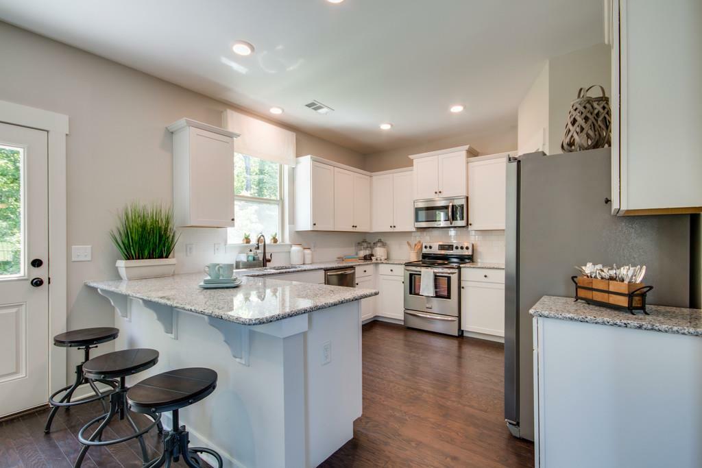 Property Photo: 2009 Hamilton Hill Drive #61 TN 37013