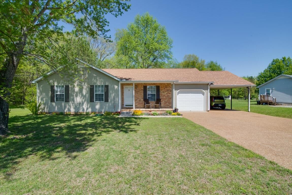 Property Photo: 187 Suncrest Dr TN 37086