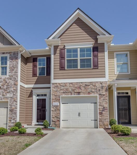 Property Photo:  4008 Cannonsgate Ln  TN 37128 
