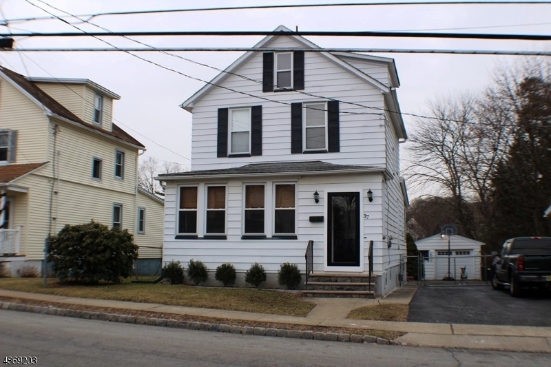 Property Photo:  37 Beach St  NJ 07866 