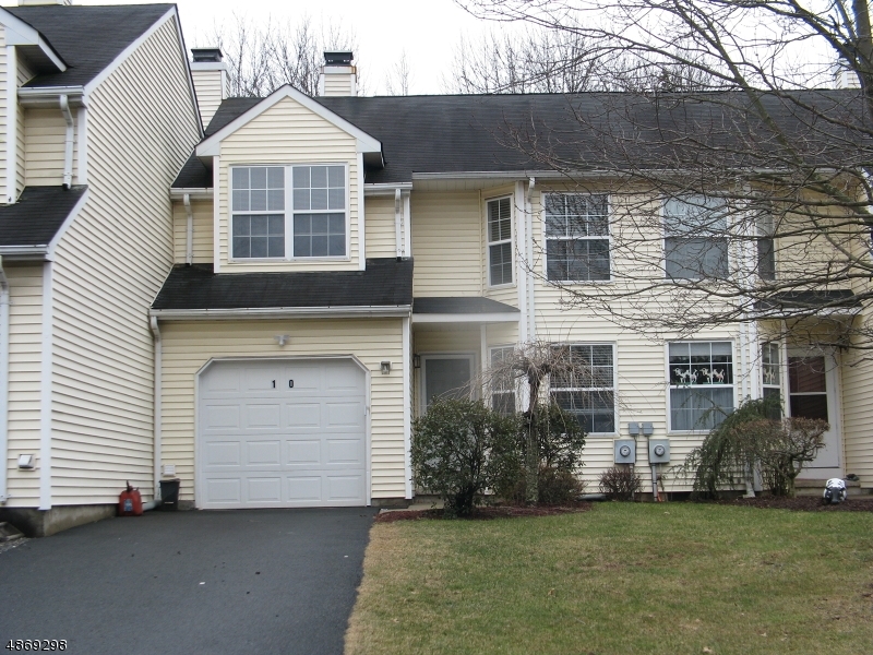 Property Photo:  10 Spokane Ln  NJ 08876 