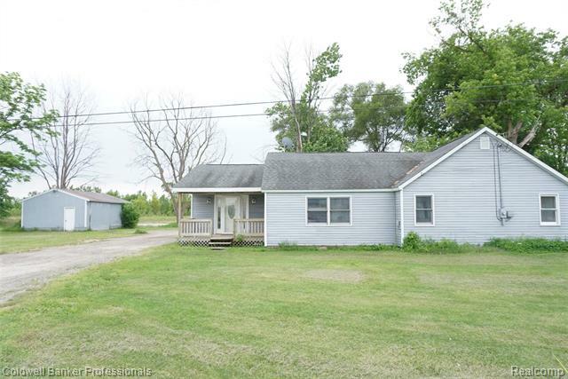 4544 E Laporte Rd.  Ingersoll Twp MI 48623 photo