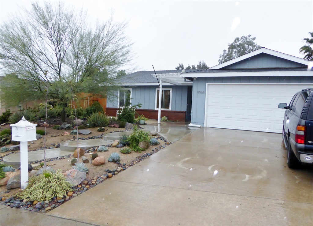 Property Photo:  9968 Delia Lane  CA 92071 