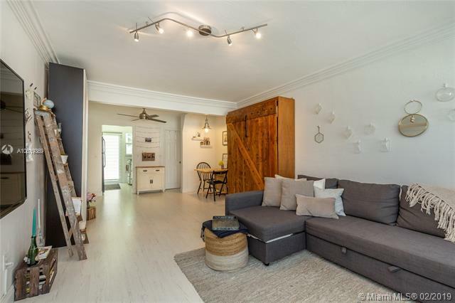 Property Photo: 1228 Pennsylvania Ave 11 FL 33139