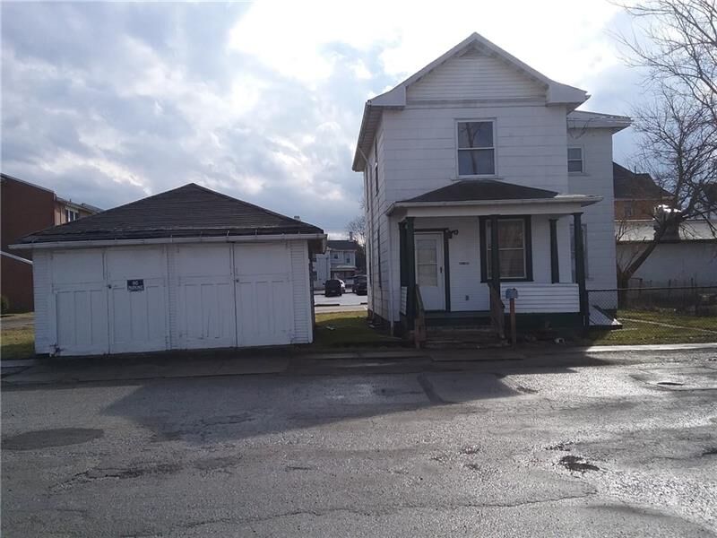 Property Photo: 101 E Murphy Ave PA 15431