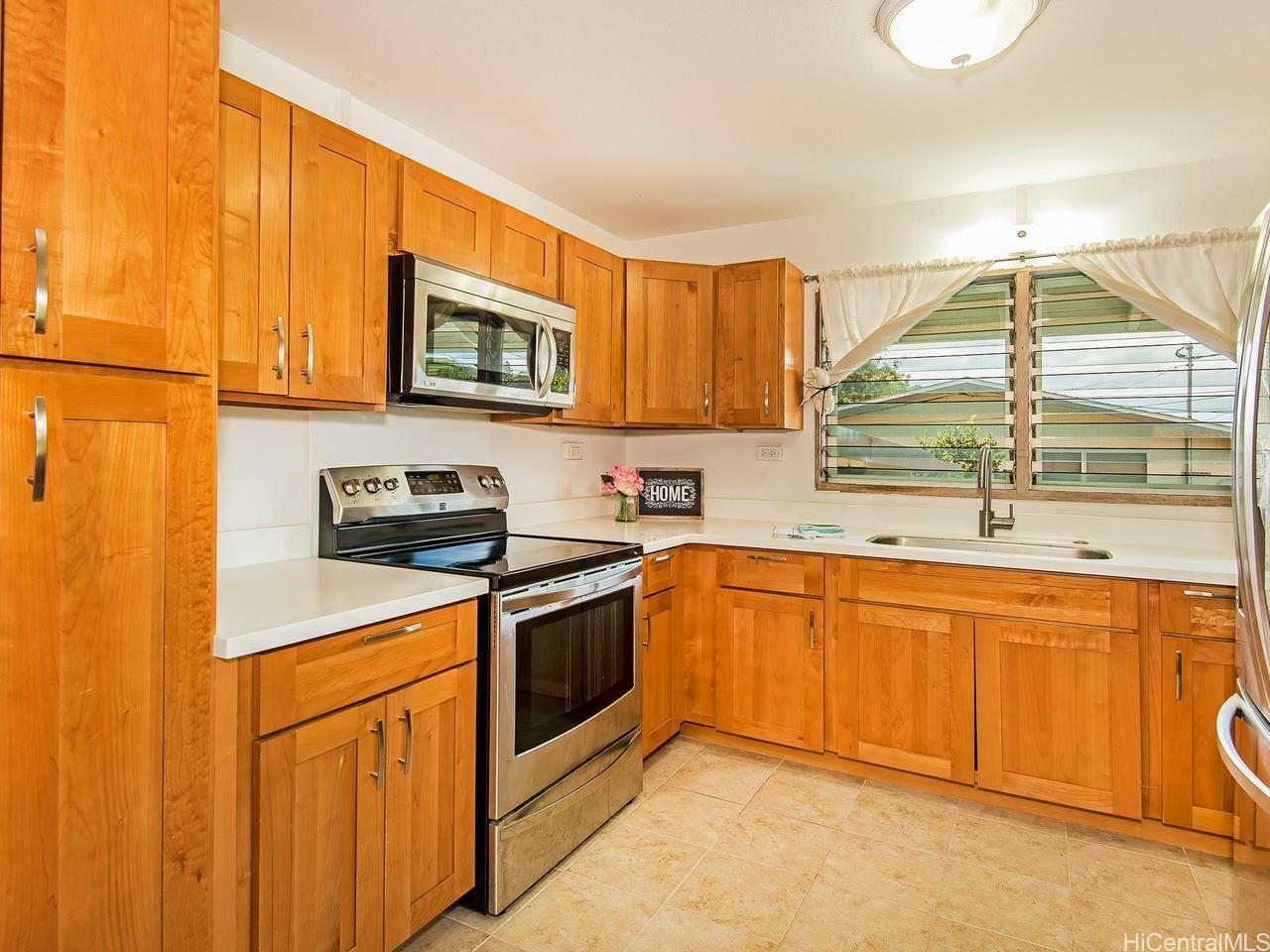 241 Iliwai Drive  Wahiawa HI 96786 photo