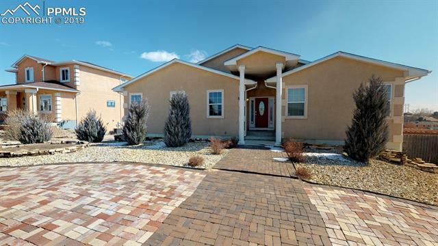 Property Photo:  946 S Greenway Avenue  CO 81007 