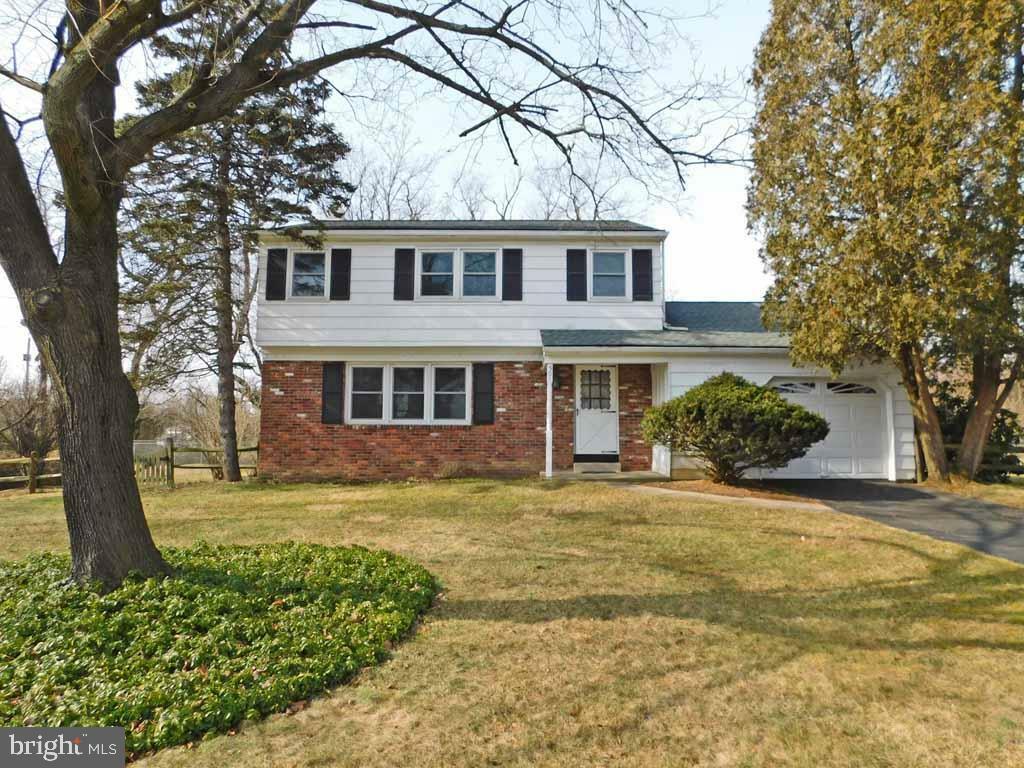 Property Photo: 301 Daleview Drive PA 19067