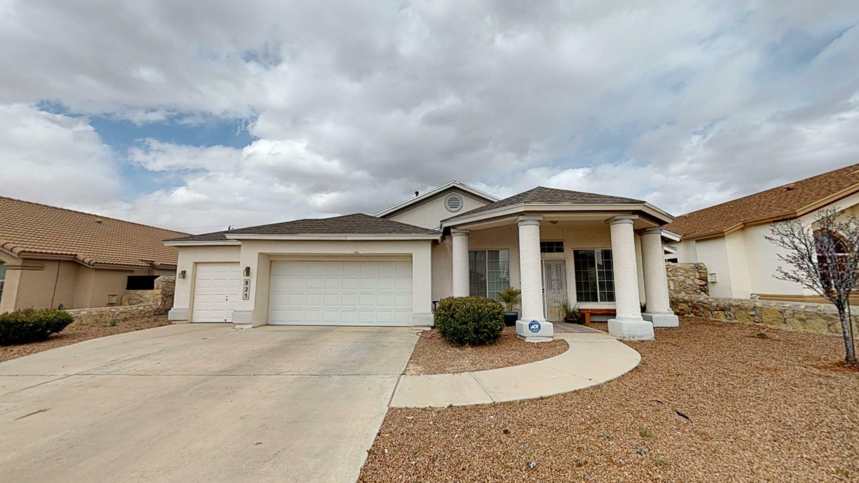 Property Photo:  825 Phil Hansen Drive  TX 79835 