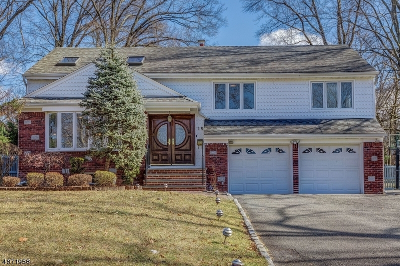Property Photo: 15 Blackstone Dr NJ 07039