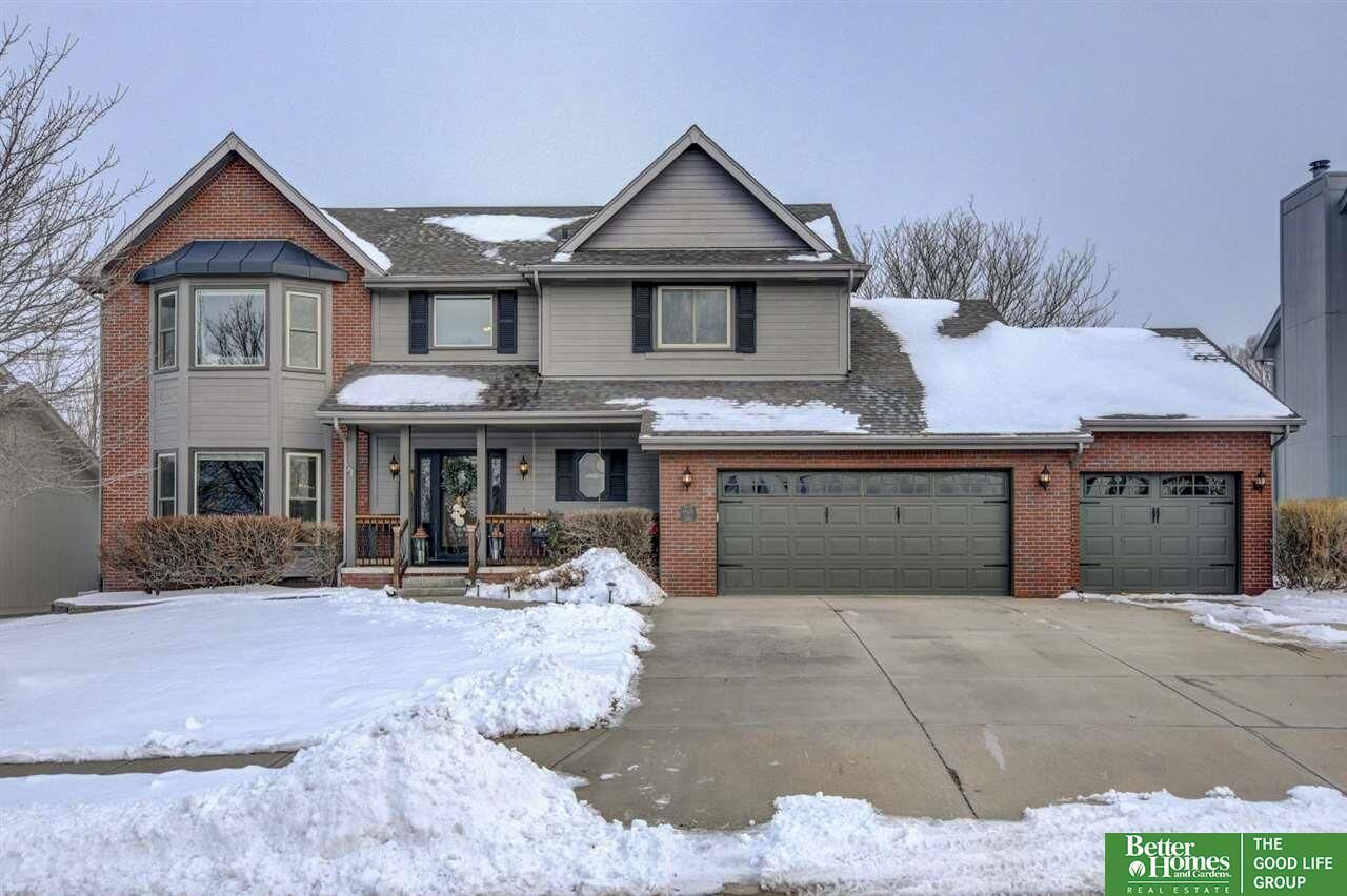 Property Photo: 17474 V NE 68135