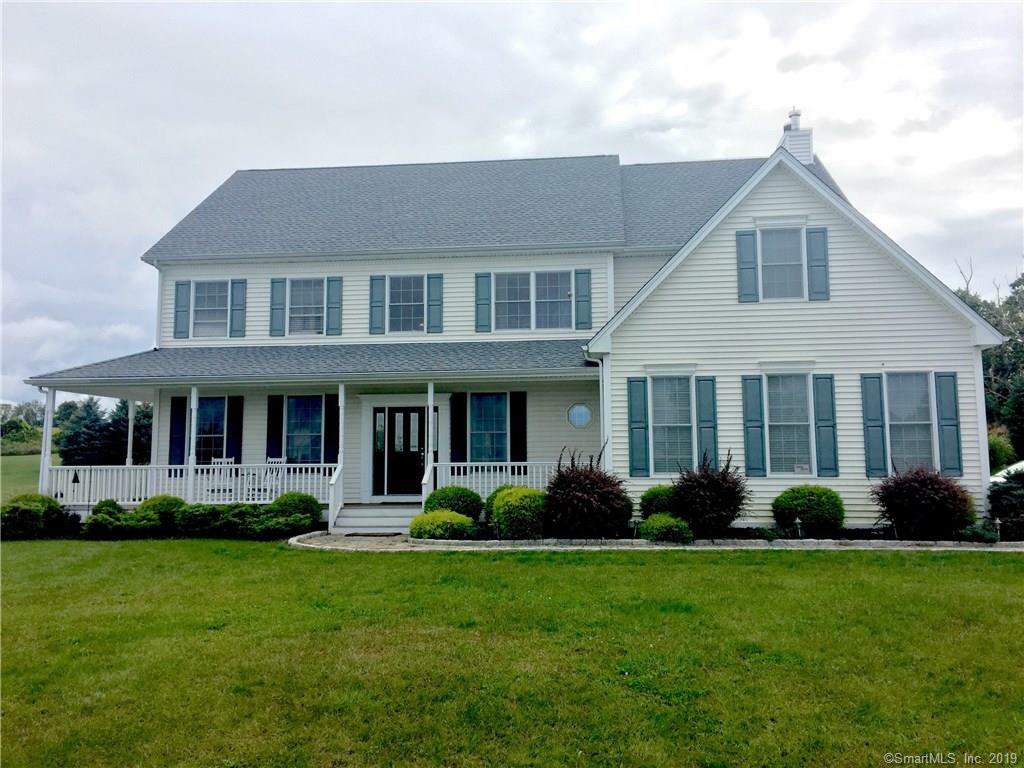 Property Photo:  20 Guernsey Lane  CT 06776 