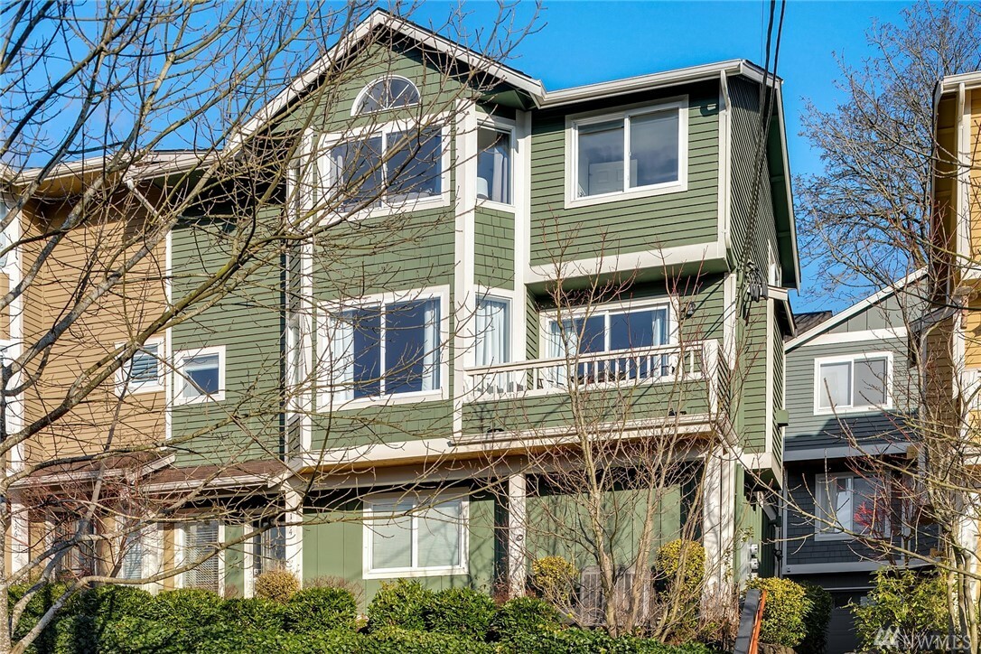 Property Photo:  1134 Yakima Ave S  WA 98144 