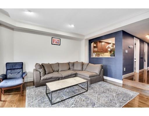 Property Photo:  29 Brimmer Street 3  MA 02108 