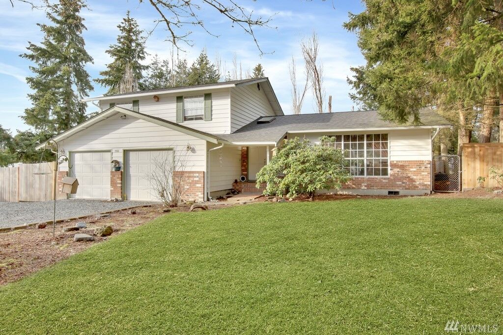 Property Photo: 5501 141st St E WA 98373