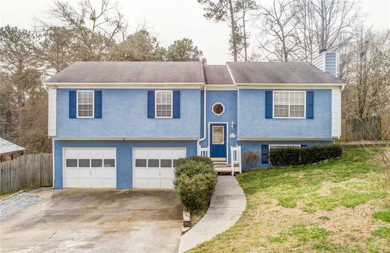 Property Photo:  4990 Hunters Cove Drive   30101 