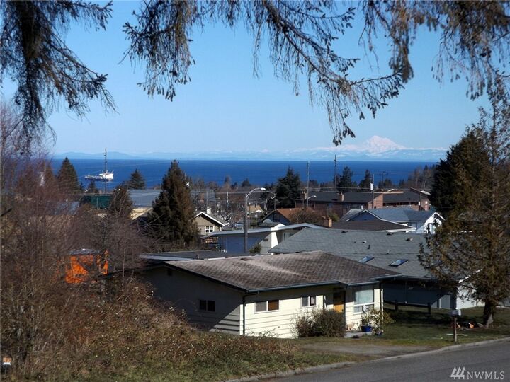 Property Photo: 128 Hancock WA 98362