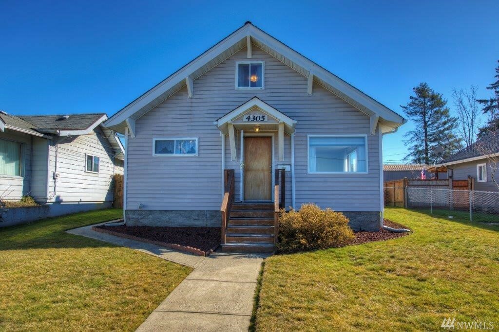 Property Photo:  4305 S Sheridan Ave  WA 98418 