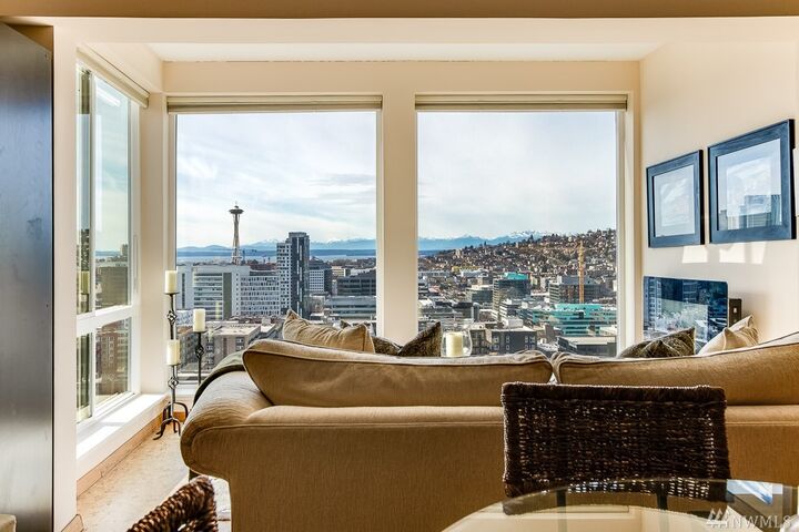 308 E Republican St 908  Seattle WA 98102 photo