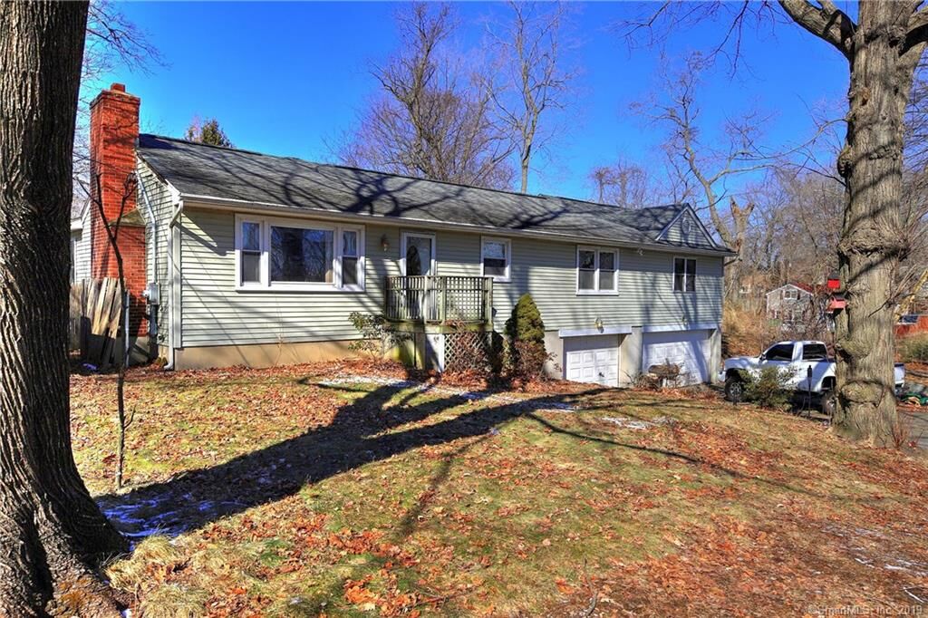 Property Photo:  80 Windy Hill Road  CT 06461 