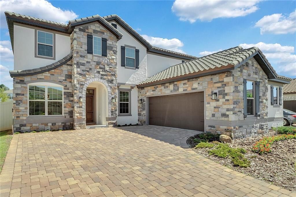 Property Photo:  8725 Iron Mountain Trail  FL 34786 