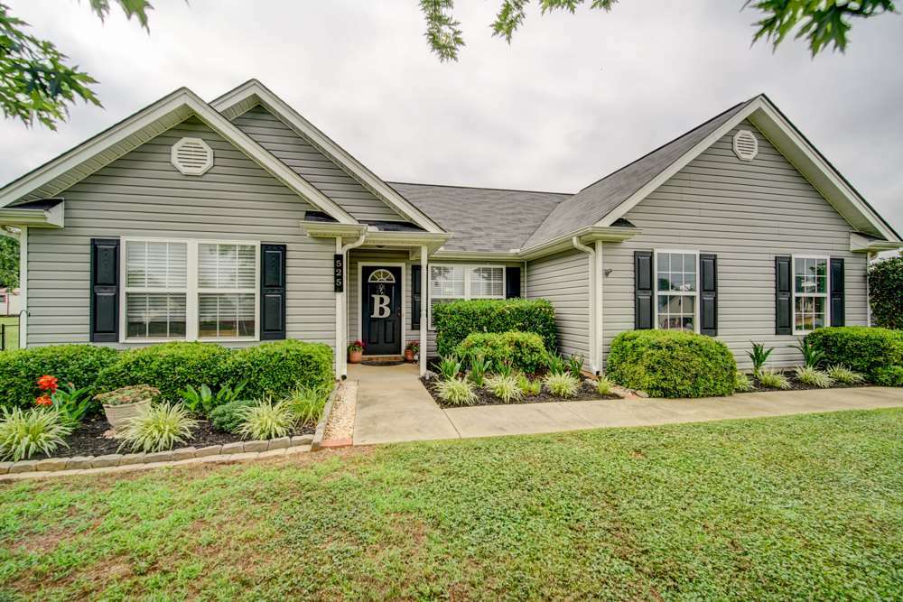 Property Photo:  525 Mountain View Road  SC 29316 