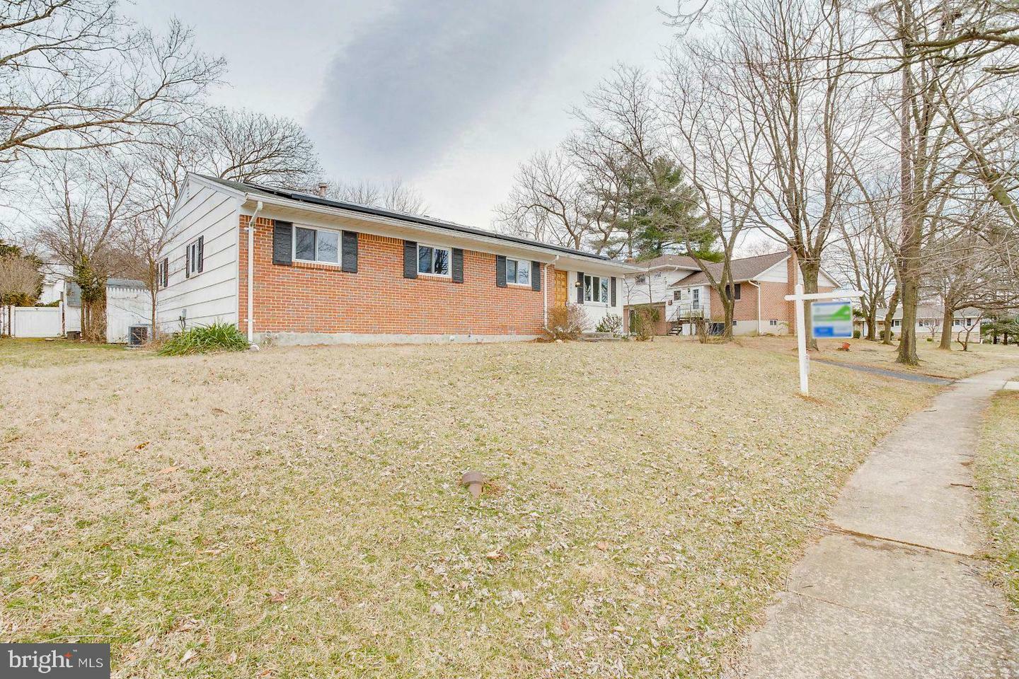 Property Photo: 9816 Kerrigan Court MD 21133