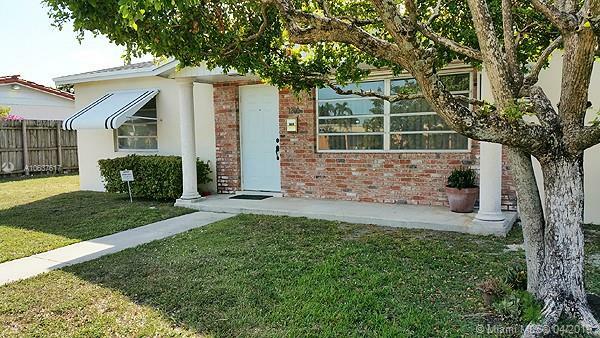 Property Photo:  1200 SW 97th Ave  FL 33174 