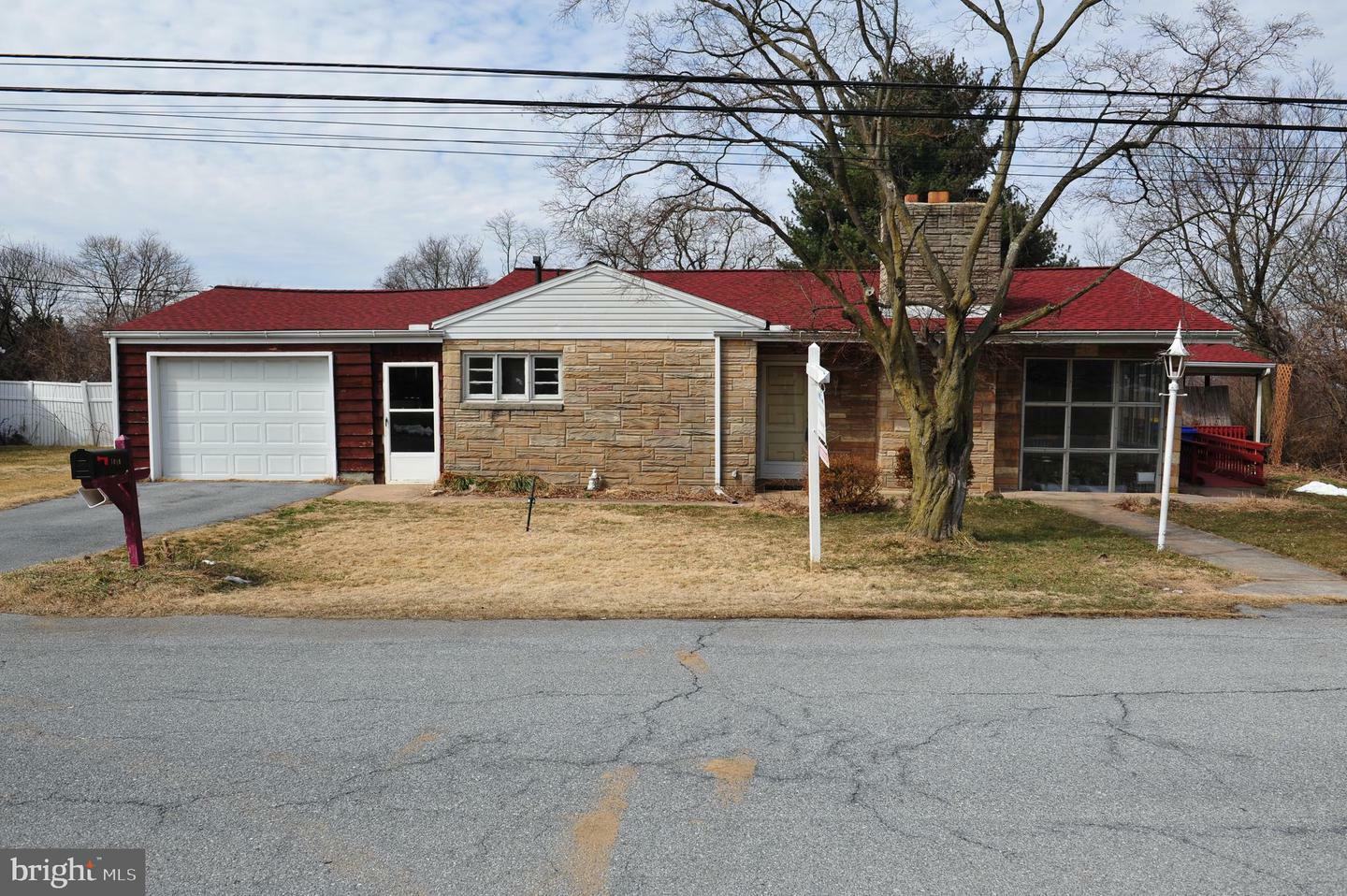 Property Photo: 1010 Orange Street PA 17113