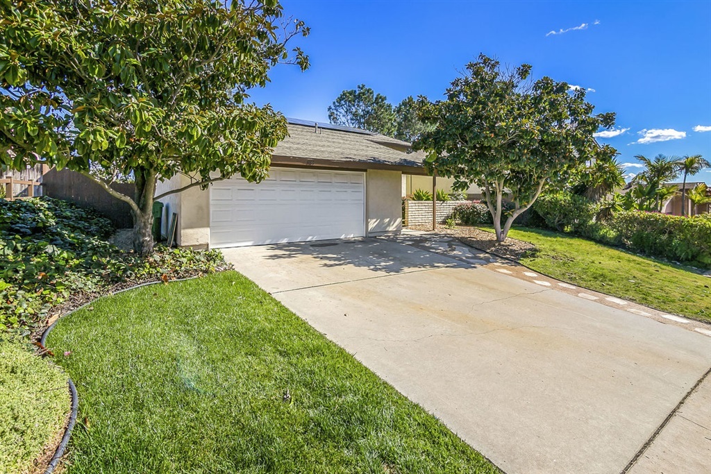 Property Photo:  6163 Lakewood St  CA 92122 