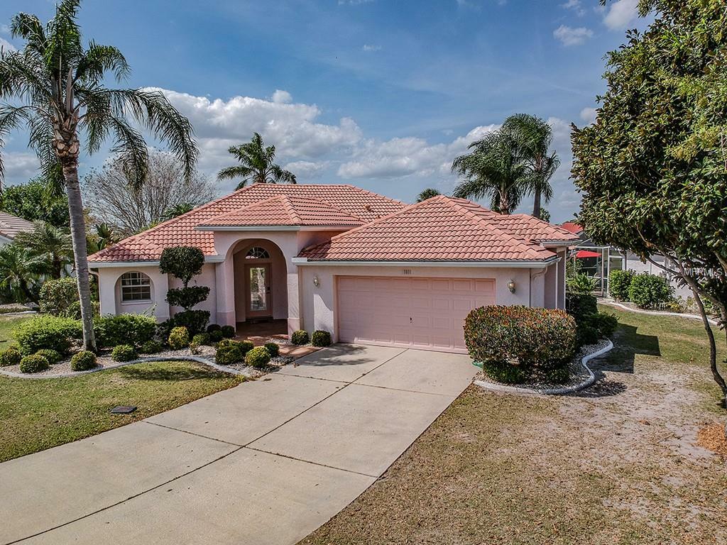 Property Photo:  1811 S Pebble Beach Boulevard  FL 33573 