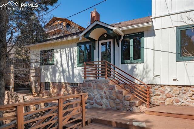 Property Photo:  2008 Oak Way  CO 80906